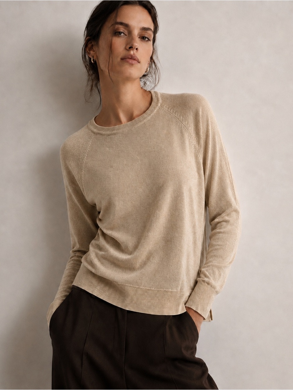 Zara Oatmeal Beige Lightweight Knit Raglan Sweater Size M